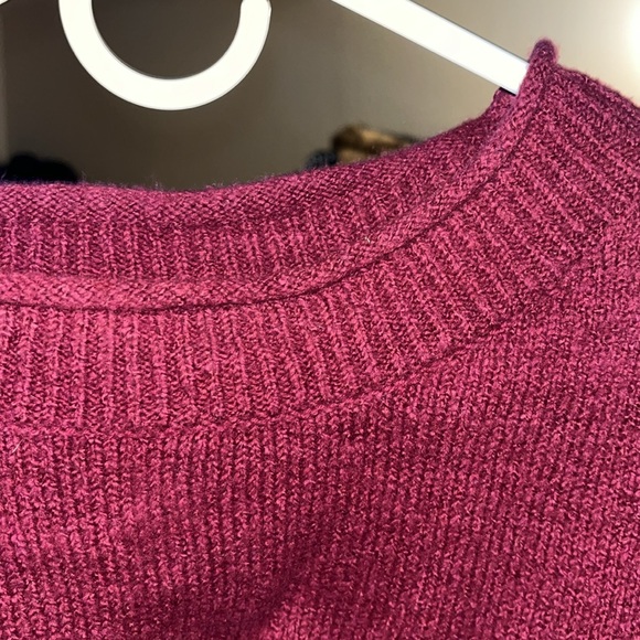 Ladies sweater - Picture 6 of 6